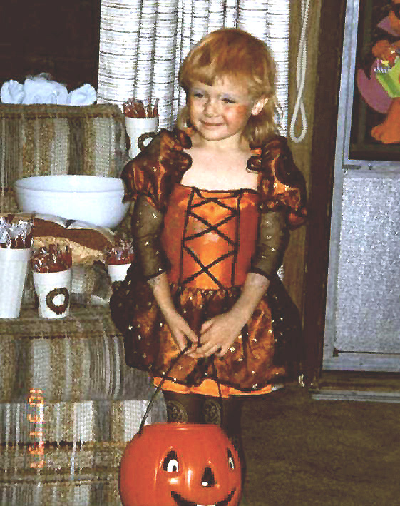 #1997-10-31 #1 Halloween, Amanda. CO..jpg